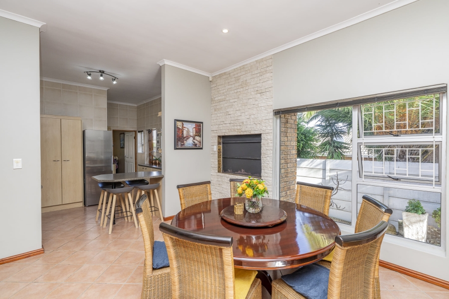 5 Bedroom Property for Sale in Protea Heights Western Cape